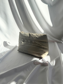 <p>Everyday <em>essentials</em></p>